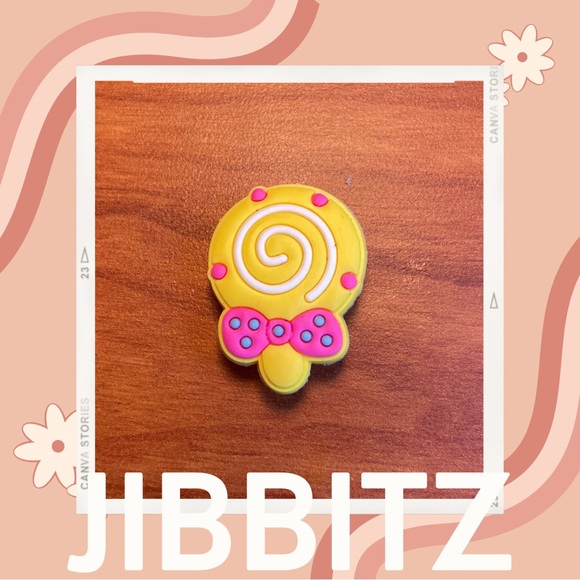 🌸5/$10 Yellow Lollipop Jibbit / Shoe Charm - Picture 1 of 1